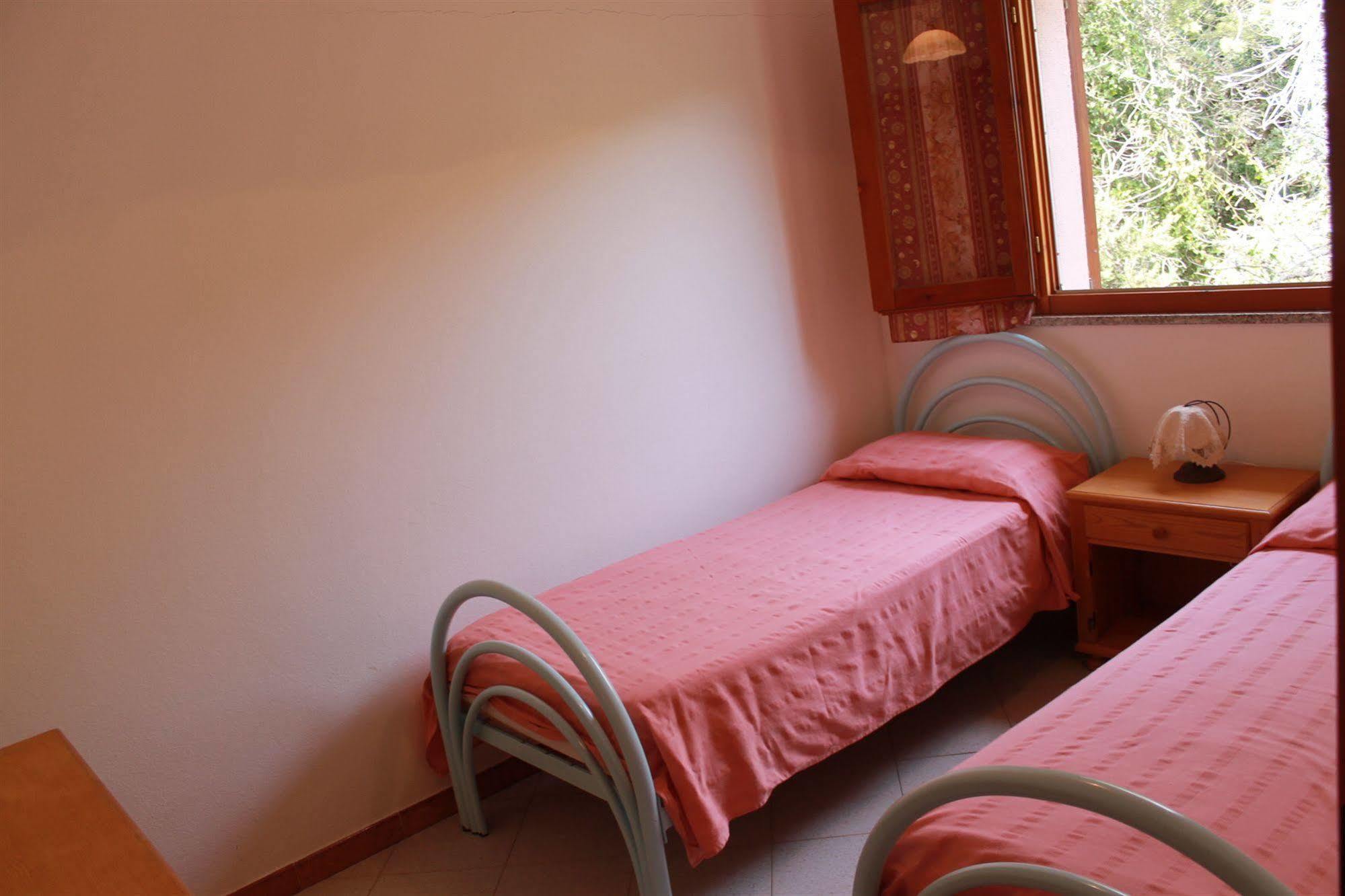 Rena Garden Apartments Santa Teresa Gallura Kültér fotó